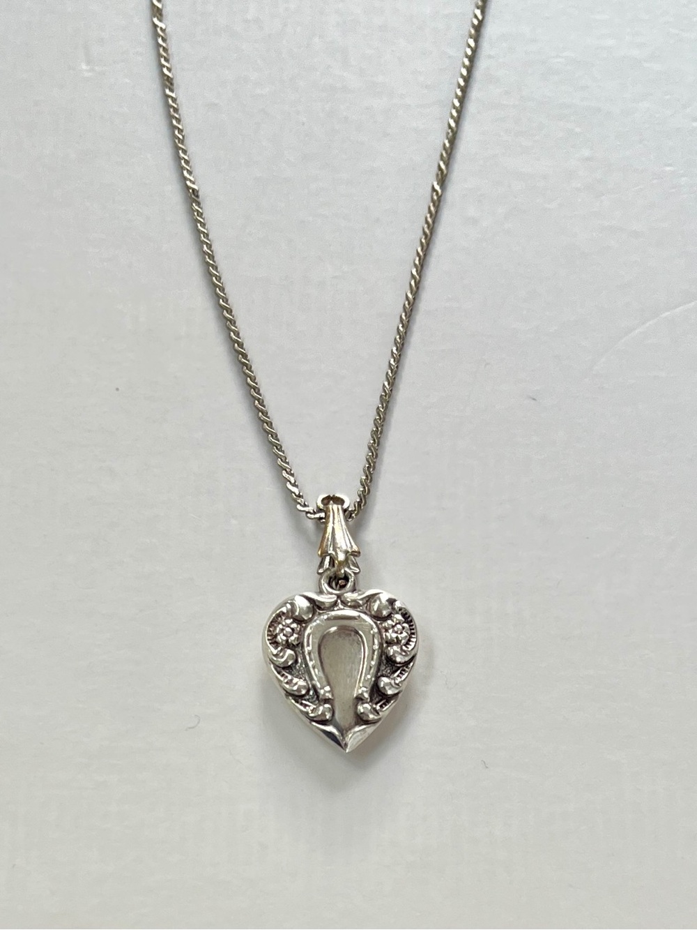 🩶 Sterling Silver 1940s “Puffy Heart” Pendant & Necklace